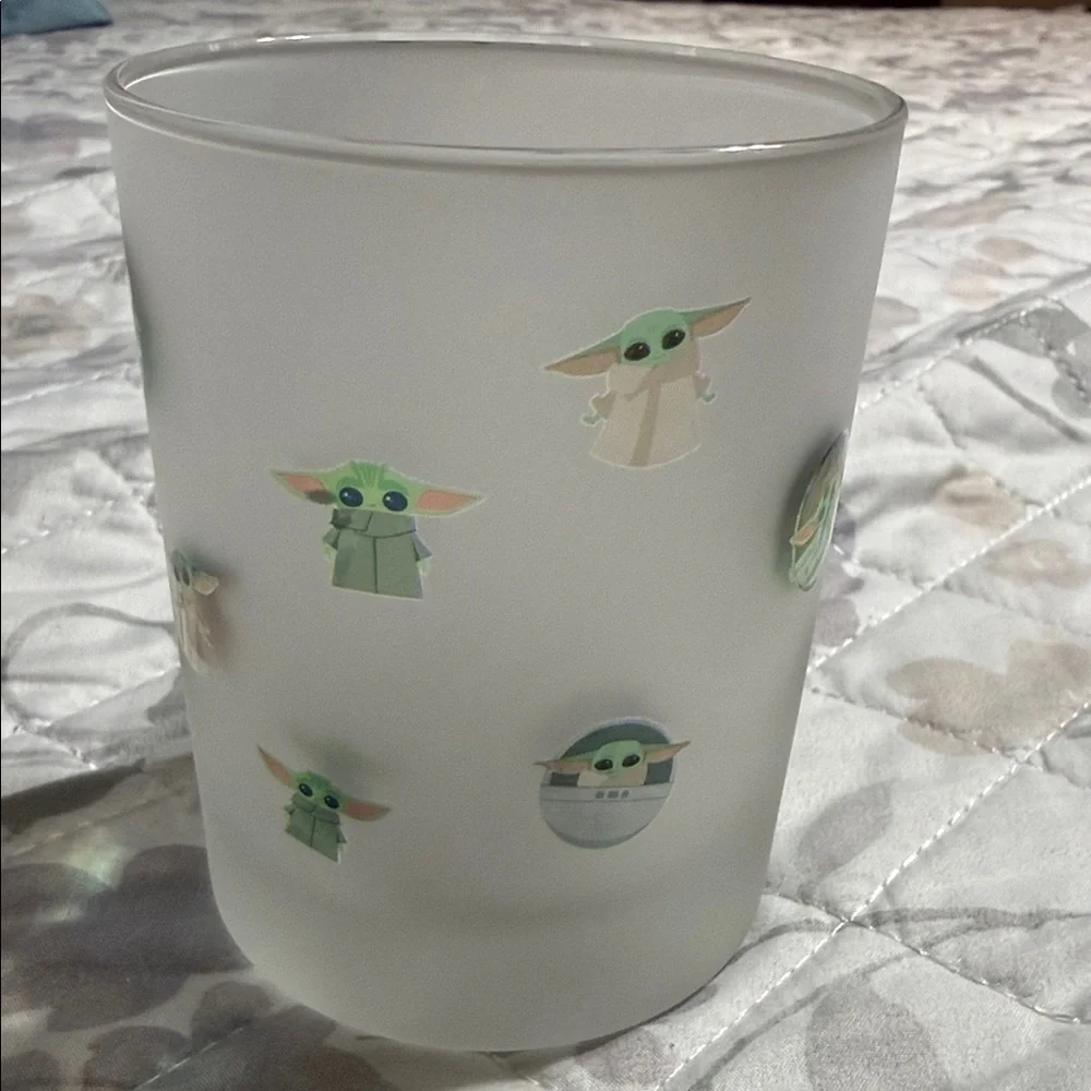 Star Wars The Child Frosted Glass - Green Accents